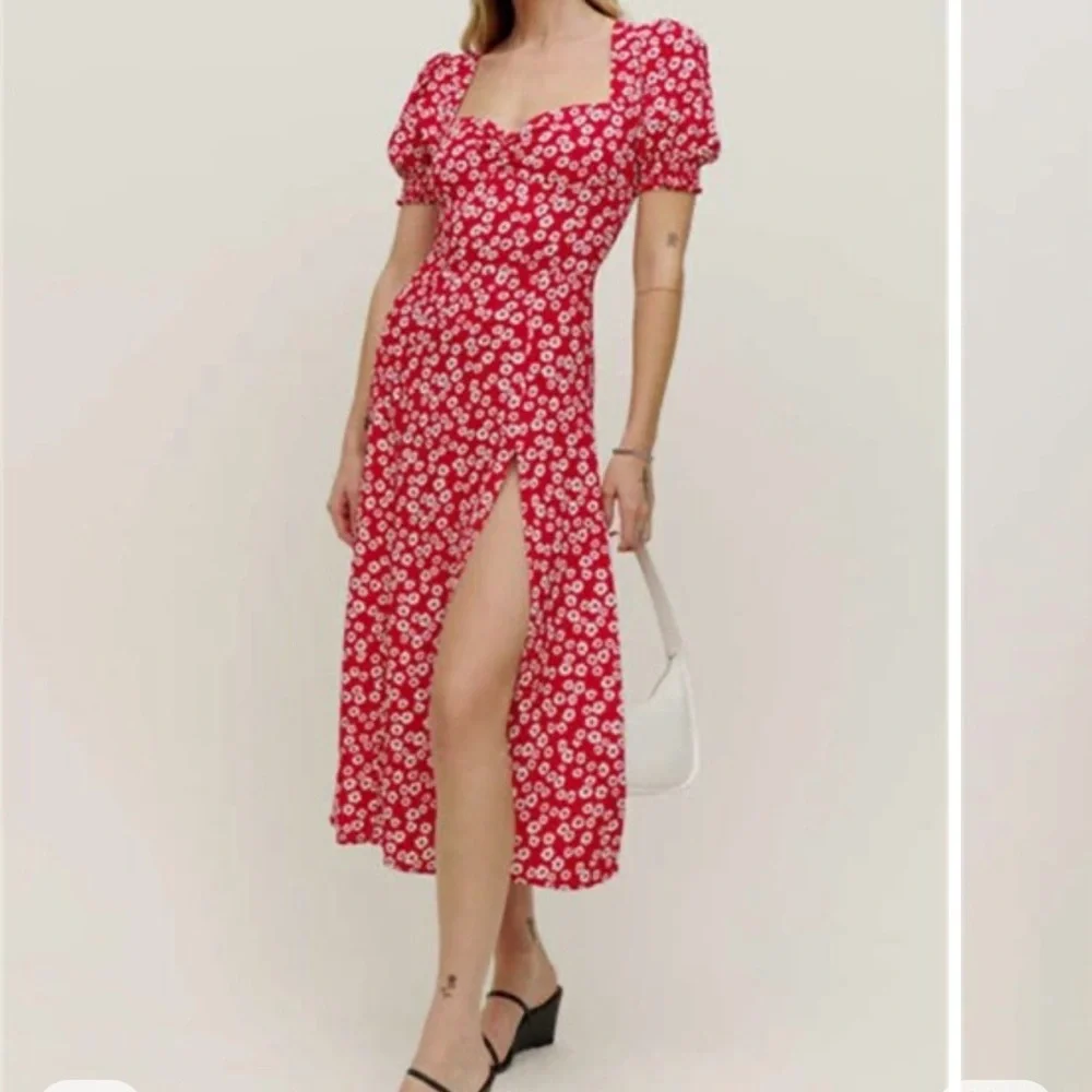 Reformation Lacey Smocked Sleeve Dress Red Floral Size 14